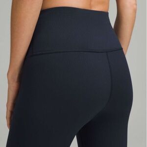 Lululemon Wunder Train High-Rise Ribbed Tight 25" True Navy size 4